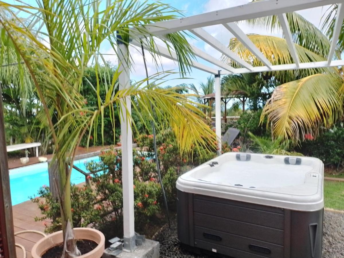 Le Diamant Charmante Villa Pour La Famille Ou Entre Amis Spa Et Piscine Exteriör bild
